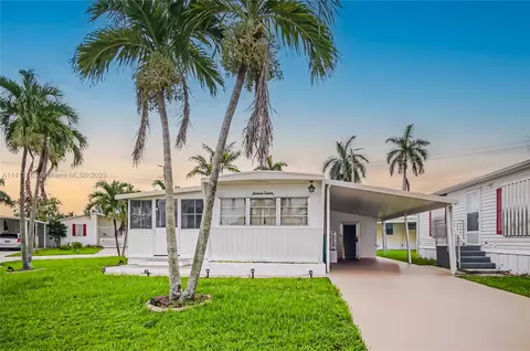 8500 SW 20th Pl, Davie, FL 33324