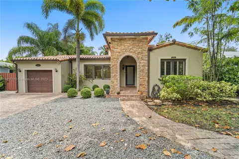 7111 SW 64th Ct, South Miami, FL 33143