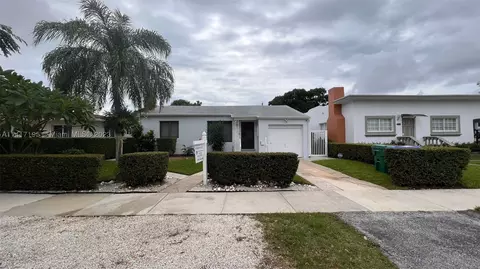 2756 SW 14th St, Miami, FL 33145