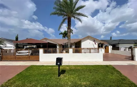 35 SW 136th Ave, Miami, FL 33184