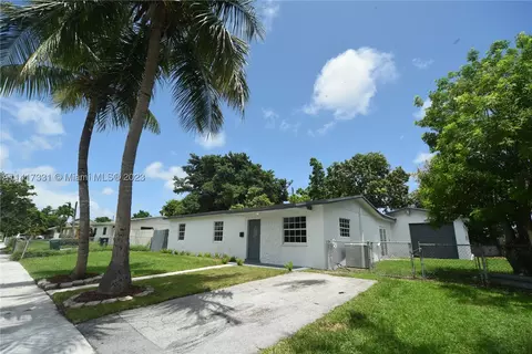 21411 SW 102nd Ave, Cutler Bay, FL 33189
