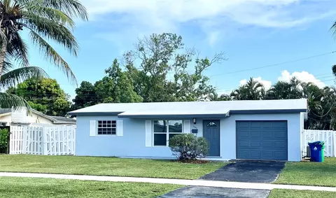 5880 NW 15th St, Sunrise, FL 33313