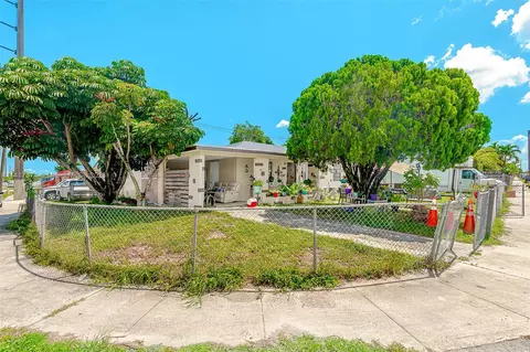 8135 NW 36th Ave, Miami, FL 33147