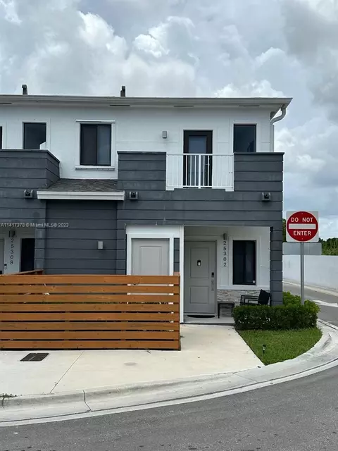 25302 SW 135 Ave, Homestead, FL 33032