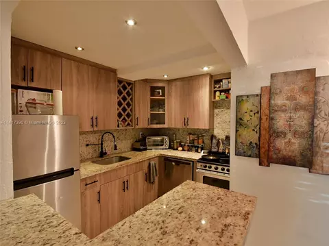 8609 SW 68th Ct #5, Pinecrest, FL 33156 photo 5