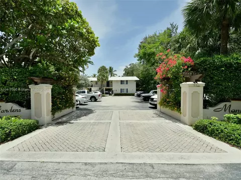 8609 SW 68th Ct #5, Pinecrest, FL 33156