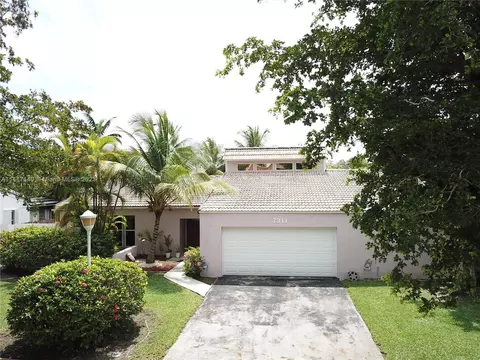 7311 SW 100th Ct, Miami, FL 33173