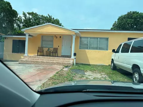 75 W 61st St, Hialeah, FL 33012 photo 1