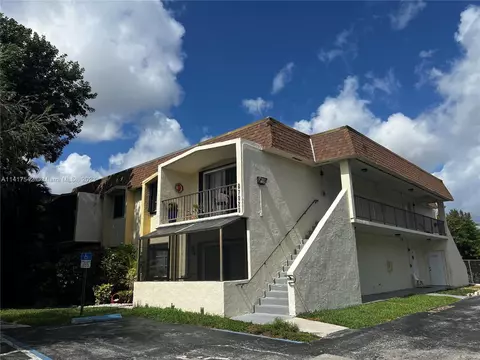 7829 Miller Dr #B202, Miami, FL 33155