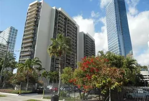 1450 Brickell Bay Dr #401, Miami, FL 33131