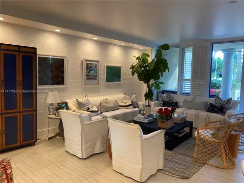 445 Grand Bay Dr #104, Key Biscayne, FL 33149