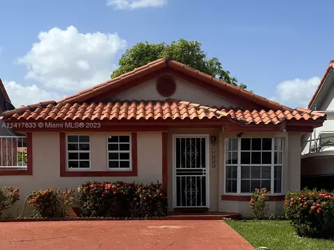 2634 W 73rd Pl, Hialeah, FL 33016 photo 1