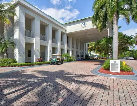 5300 NW 87th Ave #315, Doral, FL 33178