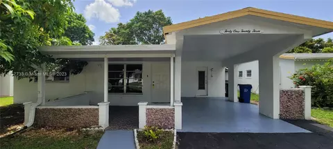 4123 NW 52nd Ave, Lauderdale Lakes, FL 33319