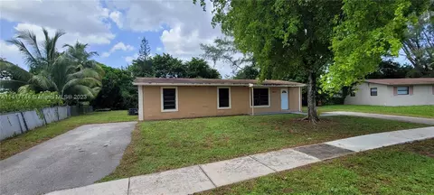 1817 NW 14th Ave, Fort Lauderdale, FL 33311