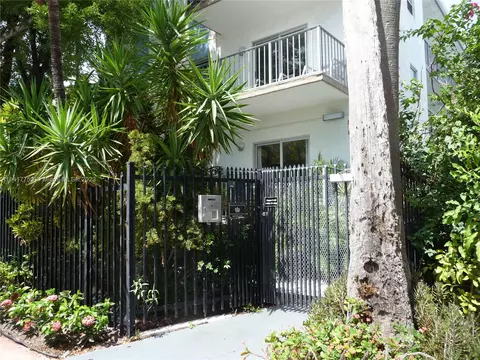 750 Michigan Ave #204, Miami Beach, FL 33139