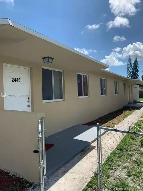 2446 NW 44th St, Miami, FL 33142