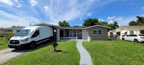 3381 NW 33rd Ct, Lauderdale Lakes, FL 33309