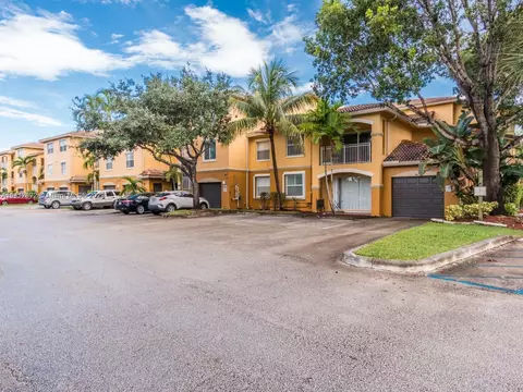 9645 NW 1st Ct #1-309, Pembroke Pines, FL 33024