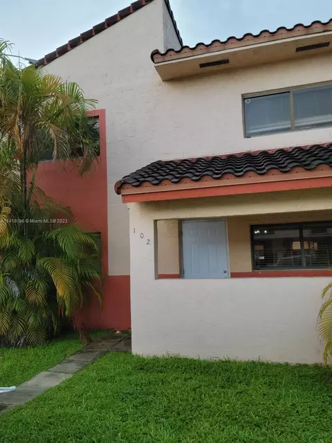 2865 W 76th St #102-7, Hialeah, FL 33018