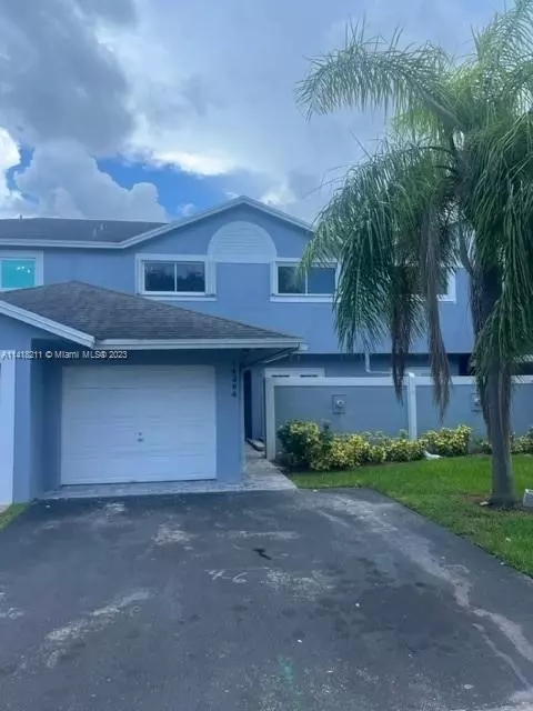 14264 SW 97th Ter, Miami, FL 33186
