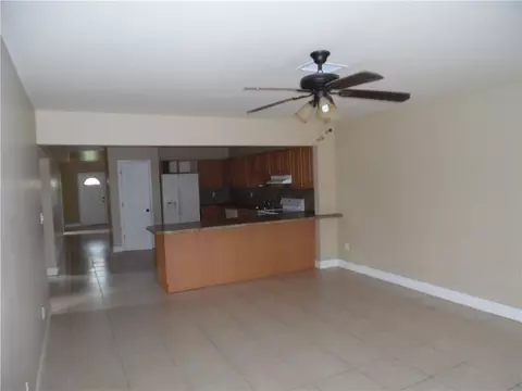 16100 Golf Club Rd #110, Weston, FL 33326