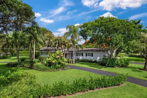 7451 SW 112th St, Pinecrest, FL 33156