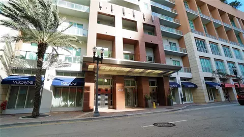253 NE 2 St #2604, Miami, FL 33132