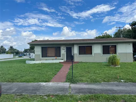 775 NW 168th Dr, Miami Gardens, FL 33169