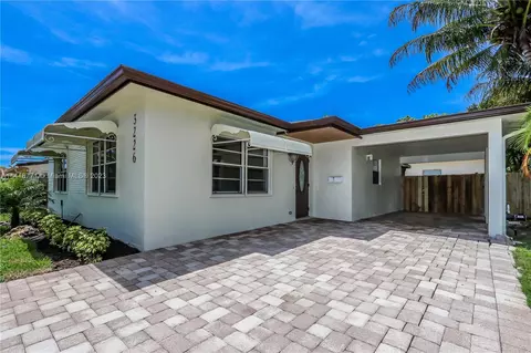 3226 Mckinley St, Hollywood, FL 33021