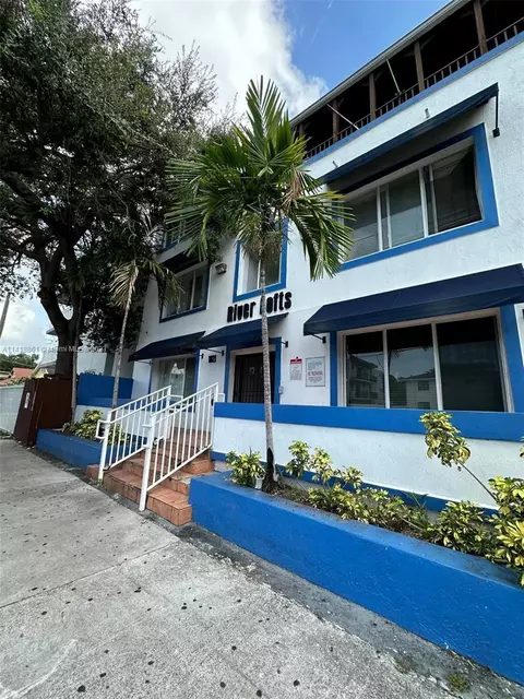 1021 NW 3rd St #103, Miami, FL 33128