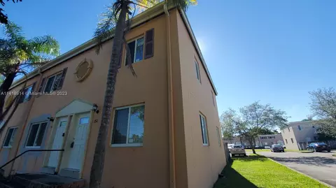 252 NW 85th St Rd #252, Miami, FL 33150