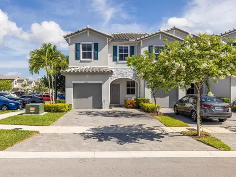 2601 SE 13th Ct, Homestead, FL 33035