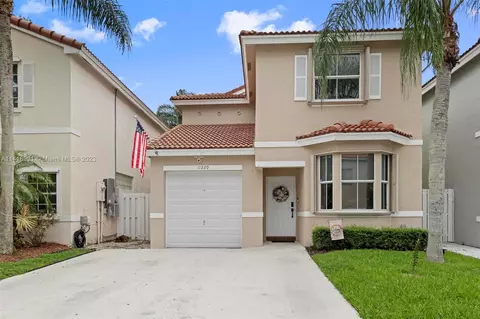 11220 Tradewind Way, Hollywood, FL 33026