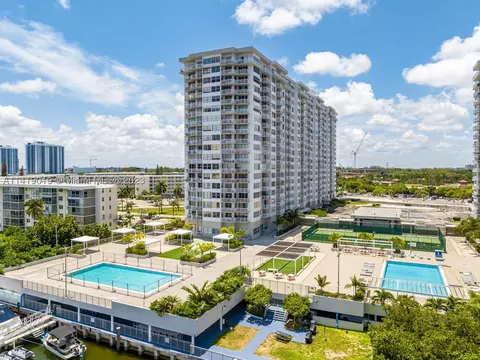 18041 Biscayne Blvd #1201, Aventura, FL 33160