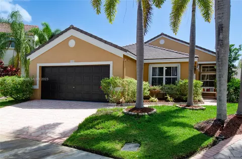1009 Thistle Creek Ct, Weston, FL 33327
