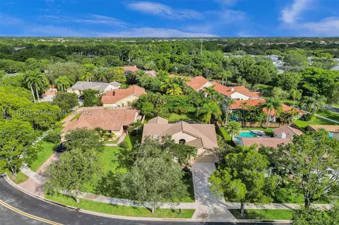 1955 Lakeshore Dr, Weston, FL 33326