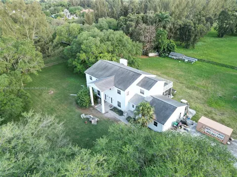 18210 SW 60th St, Southwest Ranches, FL 33331