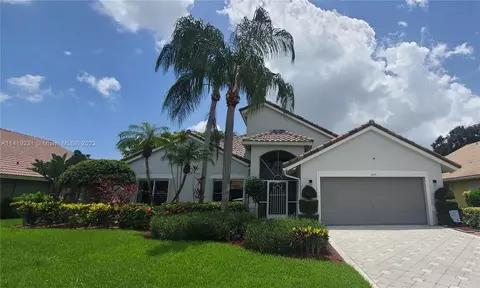 6044 Golf Villas Dr, Boynton Beach, FL 33437