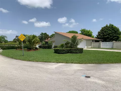 12901 SW 188th St, Miami, FL 33177