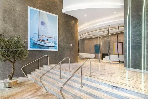 1000 SE Brickell Plz #2303, Miami, FL 33131