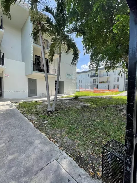 1855 W 62nd St #E111, Hialeah, FL 33012