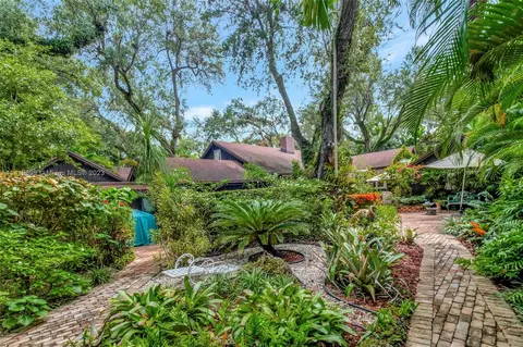 2801 Emathla St, Miami, FL 33133