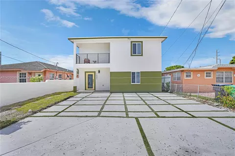 1886 NW 68th St, Miami, FL 33147