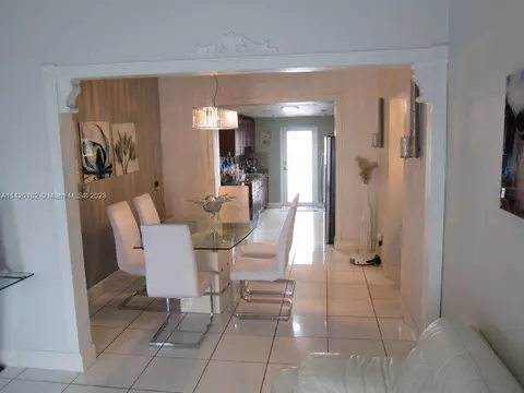 374 W 36 Ter, Hialeah, FL 33012 photo 7
