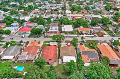 262 E 37th St, Hialeah, FL 33013 photo 45