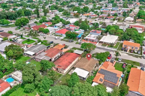 262 E 37th St, Hialeah, FL 33013 photo 44