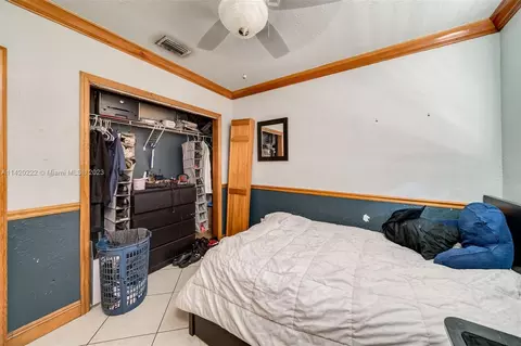 262 E 37th St, Hialeah, FL 33013 photo 22