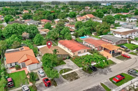 262 E 37th St, Hialeah, FL 33013 photo 41