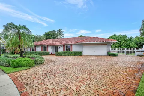 601 SW 74th Ter, Plantation, FL 33317